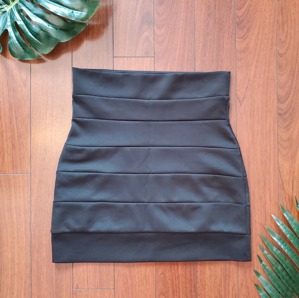 Black "Ribbed" Bodycon Pencil Skirt